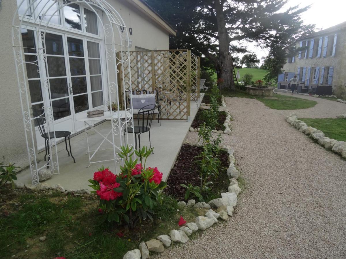 Le Petit Bergeret En Gascogne Villa Saint-Puy Exterior photo